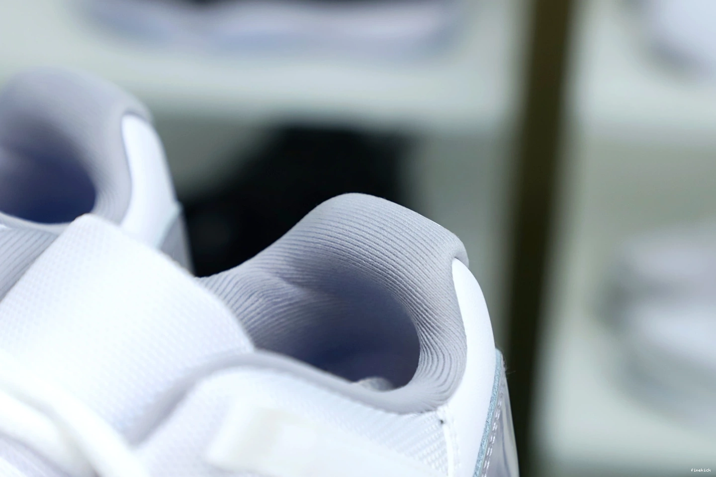 Low Retro Jordan Grey